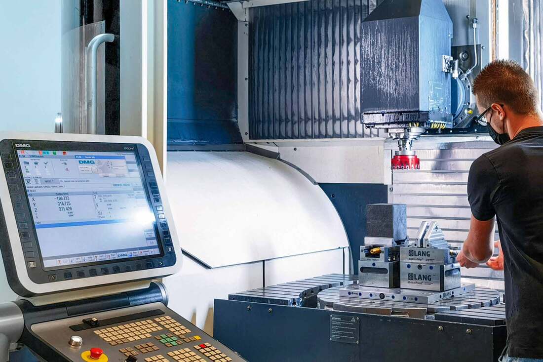 The five-axis machining was carried out on a DMU 80 monoBlock in MAPAL‘s test centre.   @MAPAL